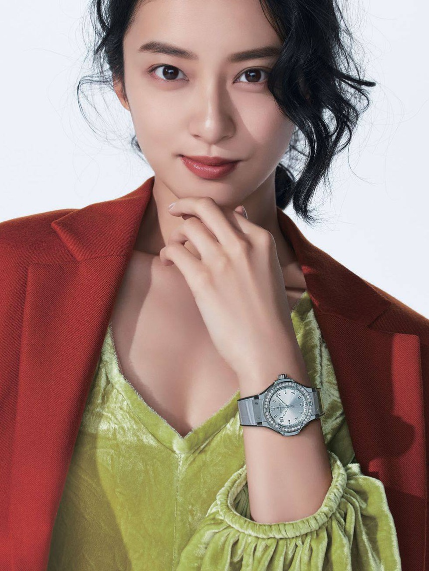 nhan sac emi takei anh 26