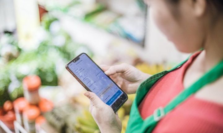 mat tien khi mua hang online anh 1