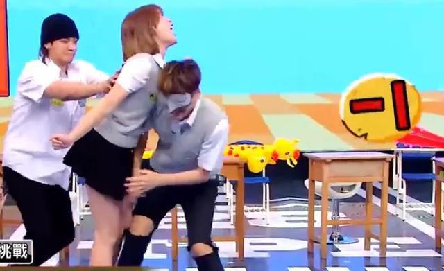 Show Trung Quoc phan cam anh 4