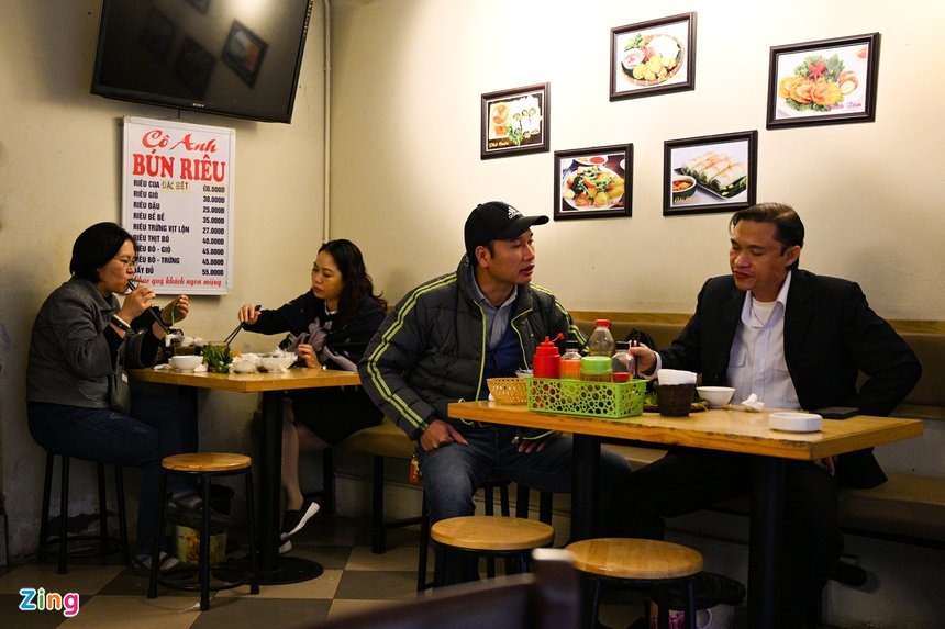 hang quan, ban tai cho, vang ve anh 4