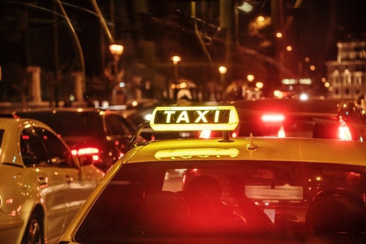 Cuộc chiến bắt taxi đêm ở Seoul