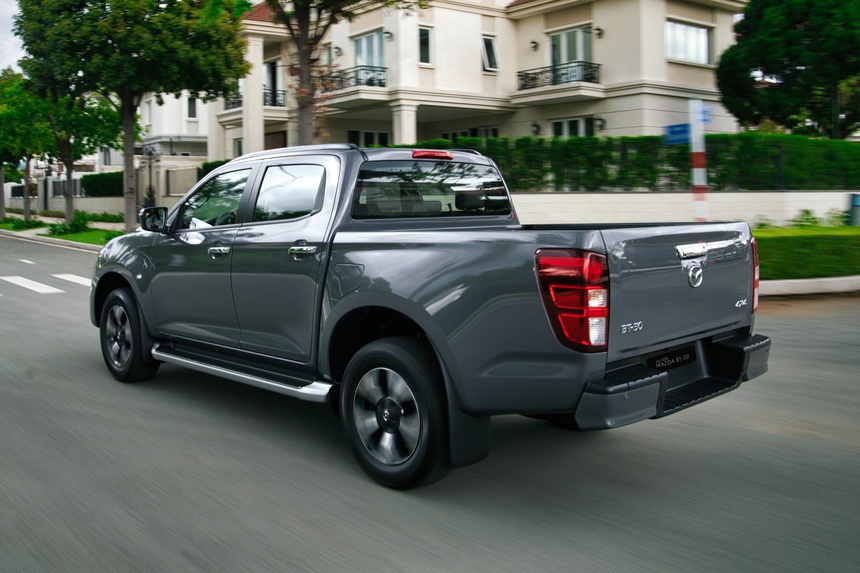 Mazda BT-50 2021 co gi de hut khach anh 5