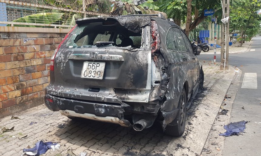 nhieu oto bi phong hoa o quan 7 anh 2