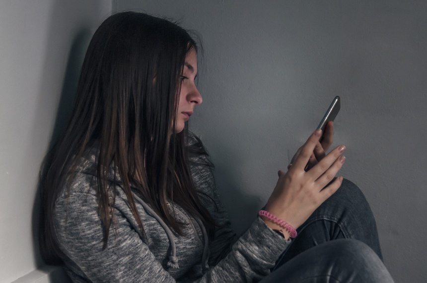 Quay roi bang anh nong qua dien thoai anh 2