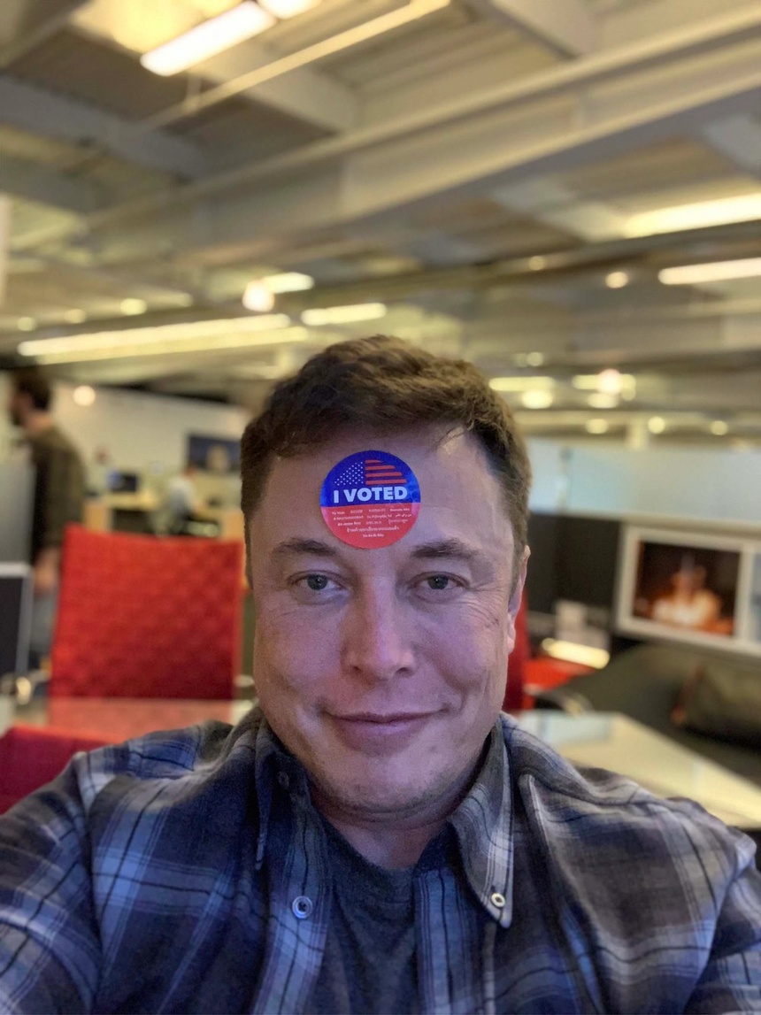 Elon Musk che Instagram anh 1