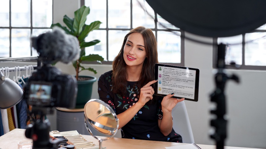 Australia phat tu cac chuyen gia tai chinh tu xung anh 1